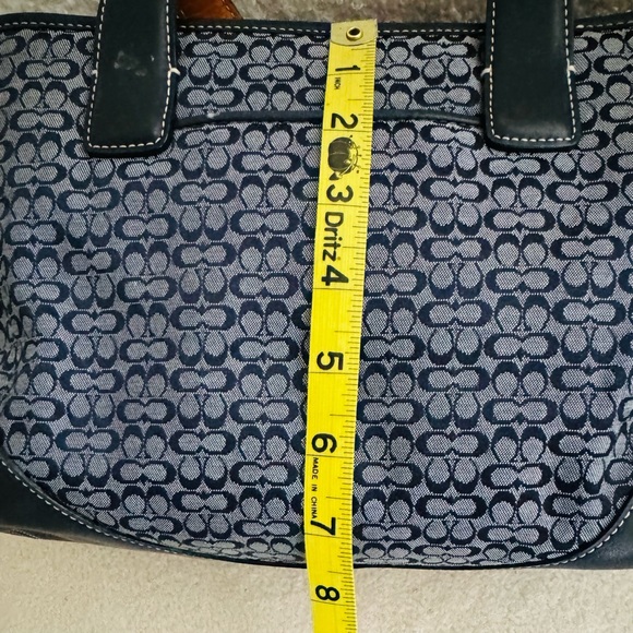 Coach Vintage Rare Mini Signature C Jacquard /Leather Bag in Navy Blue - Picture 13 of 16
